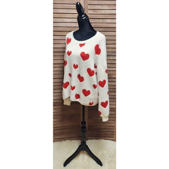Fuzzy Heart Dropped Shoulder XL Sweatshirt Super Soft Long-Sleeve White & Red - Picture 2 of 7